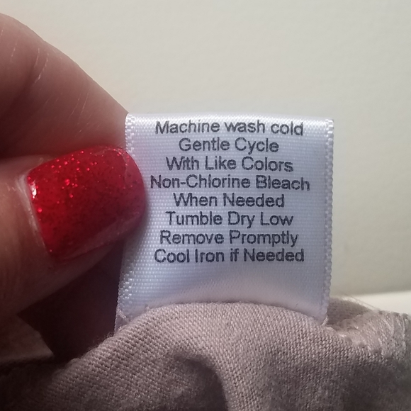 Charlotte Russe cold shoulder crop top - Picture 5 of 10